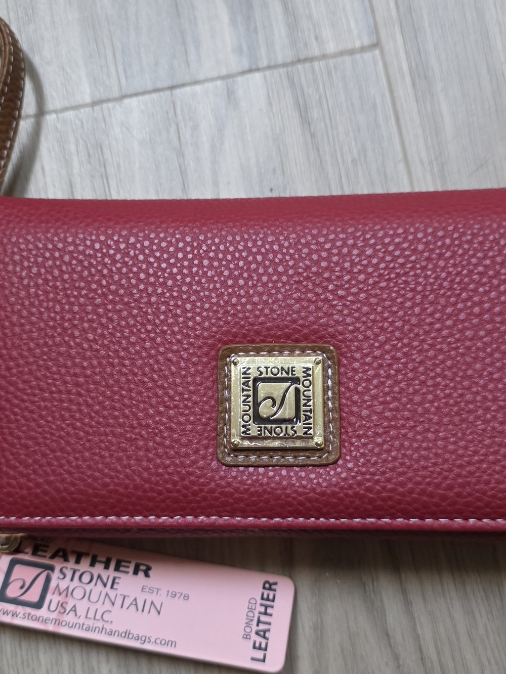 Stone Mountain Accessories Red Pebbled Leather Wallet with Gold Logo
